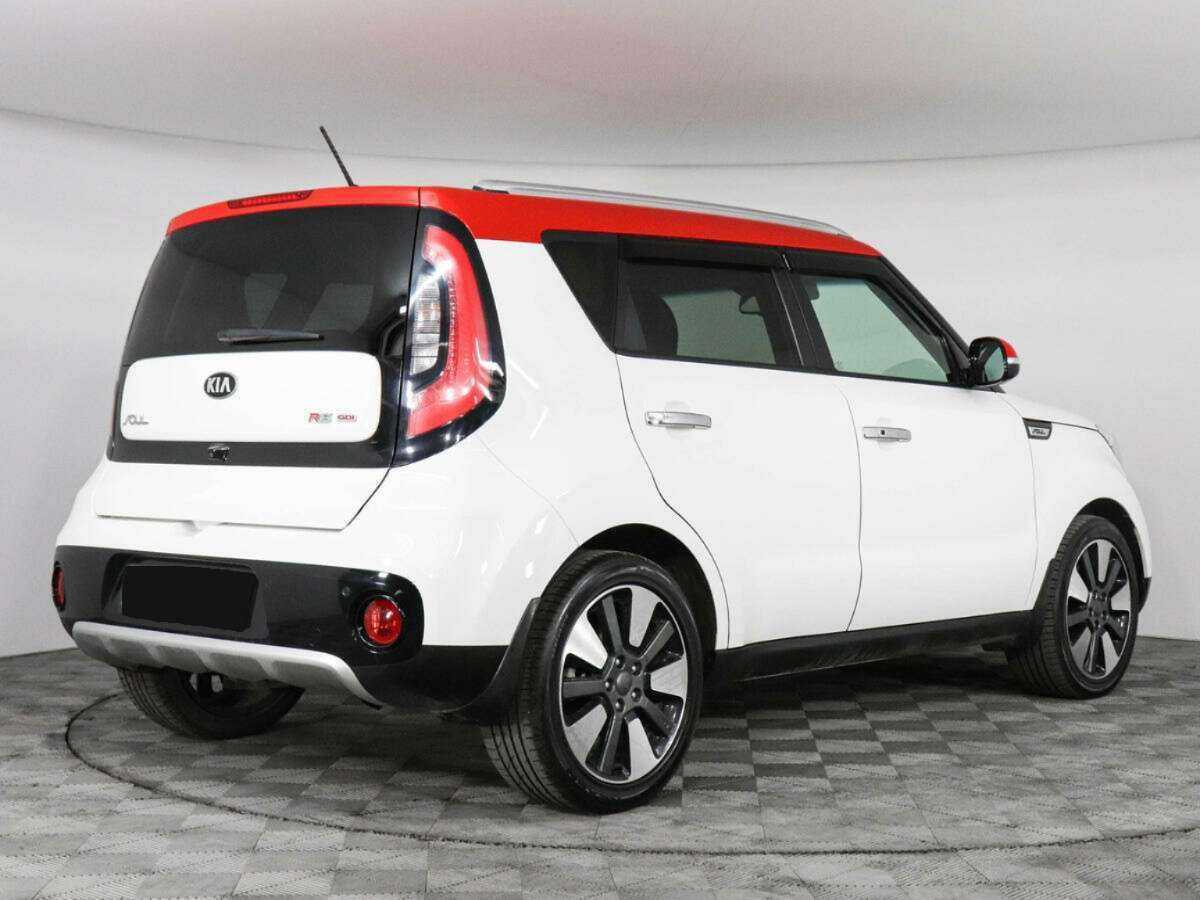 Купить Kia Soul с пробегом. Фото: #4