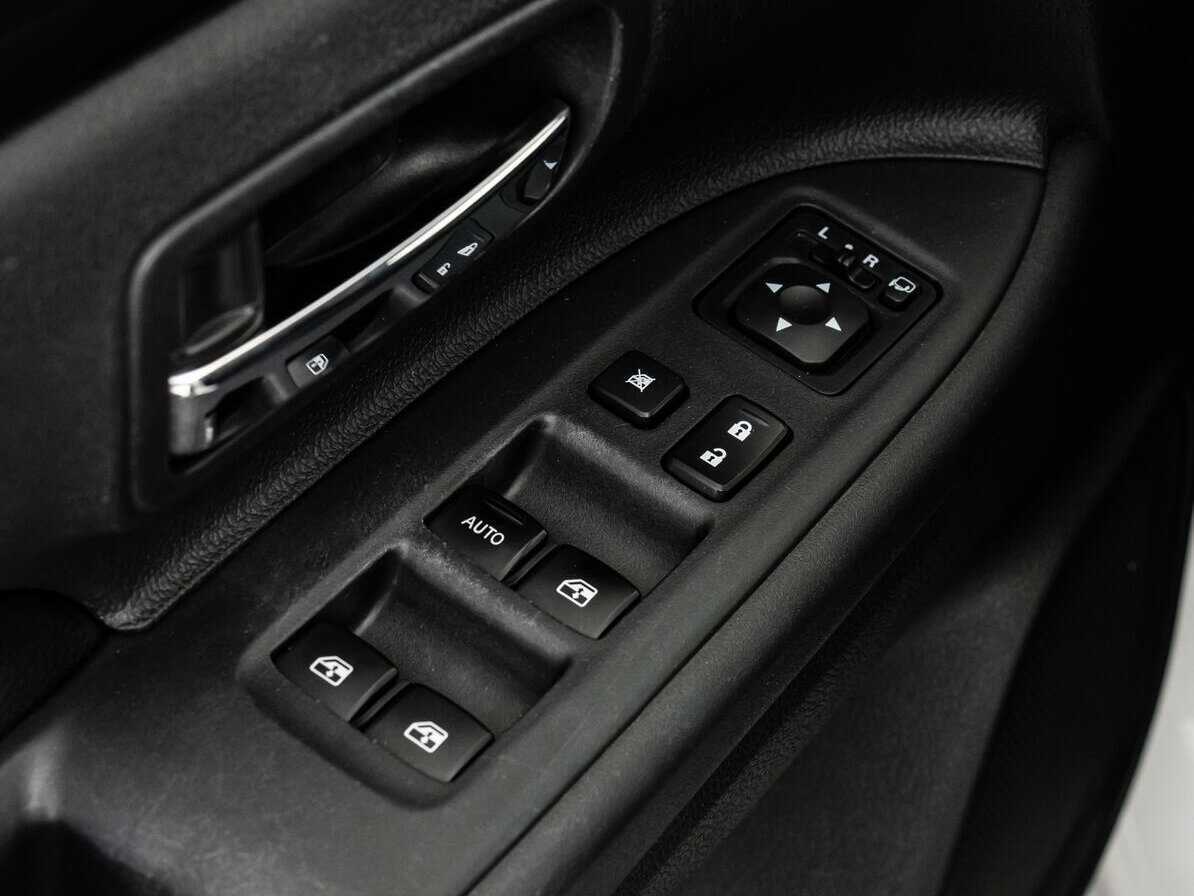 Купить Mitsubishi Outlander с пробегом. Фото: #16