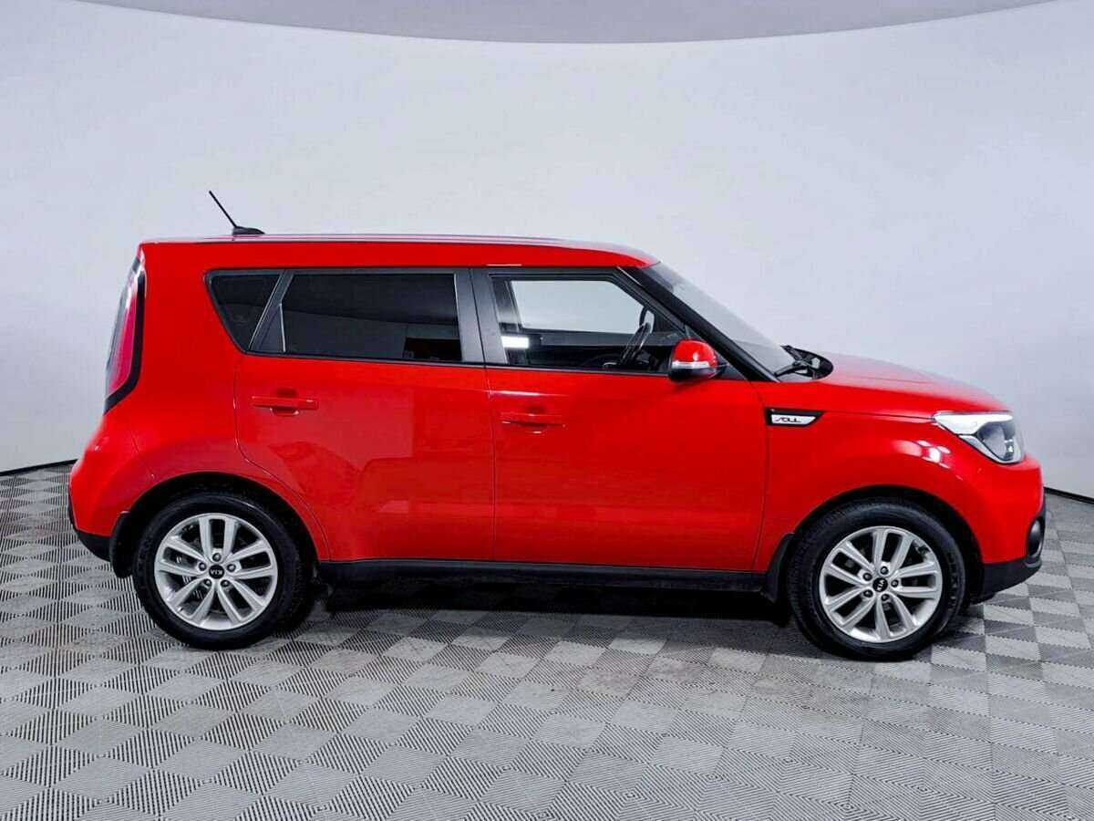 Купить Kia Soul с пробегом. Фото: #3