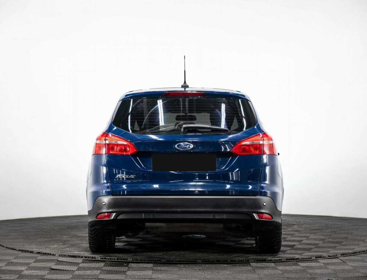 Купить Ford Focus с пробегом. Фото: #4