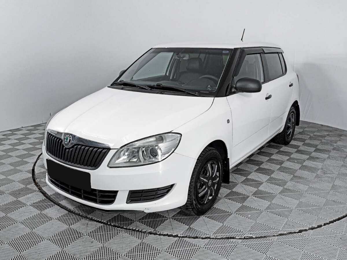 Купить Skoda Fabia с пробегом. Посмотреть фото
