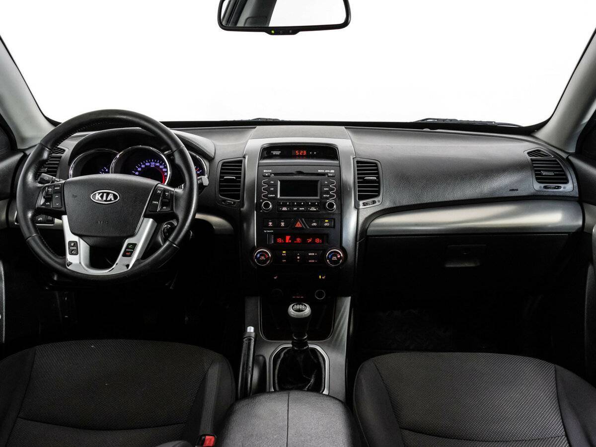Купить Kia Sorento с пробегом. Фото: #9