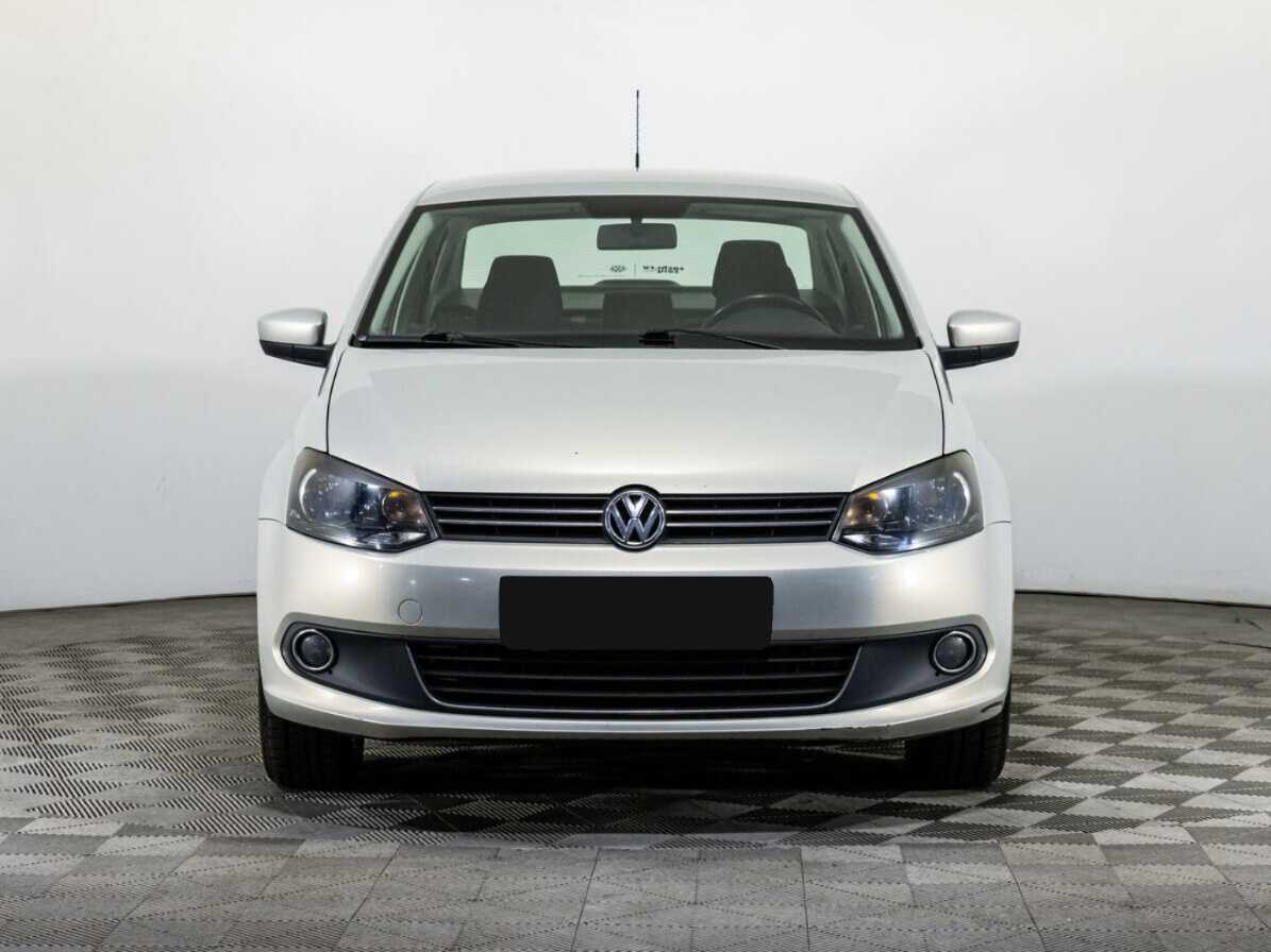 Купить Volkswagen Polo с пробегом. Фото: #1