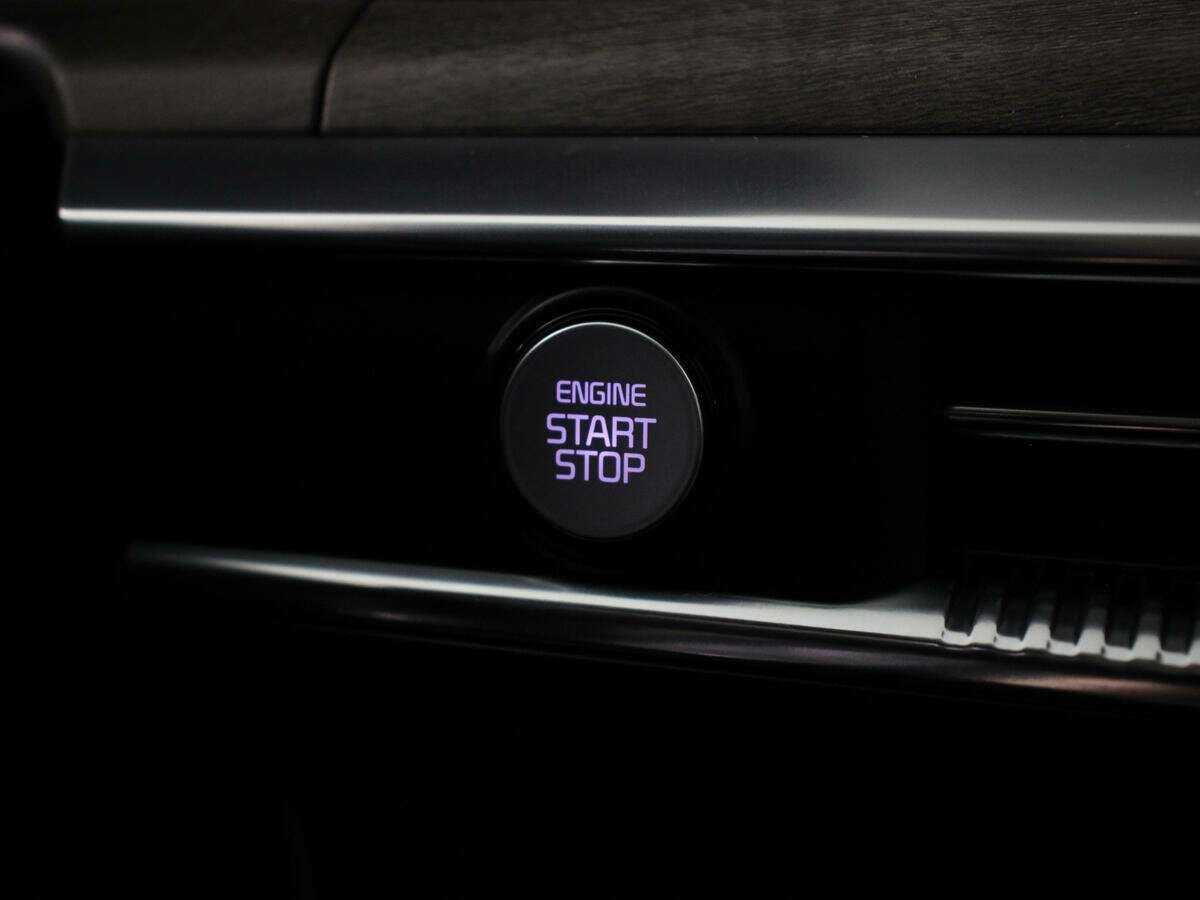 Купить Kia K5 с пробегом. Фото: #18