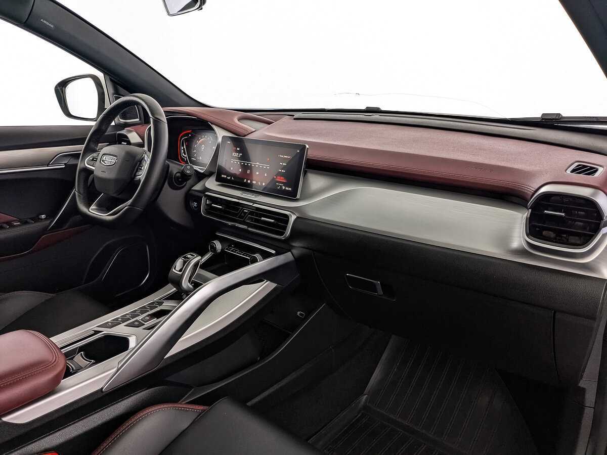 Купить Geely Coolray с пробегом. Фото: #8