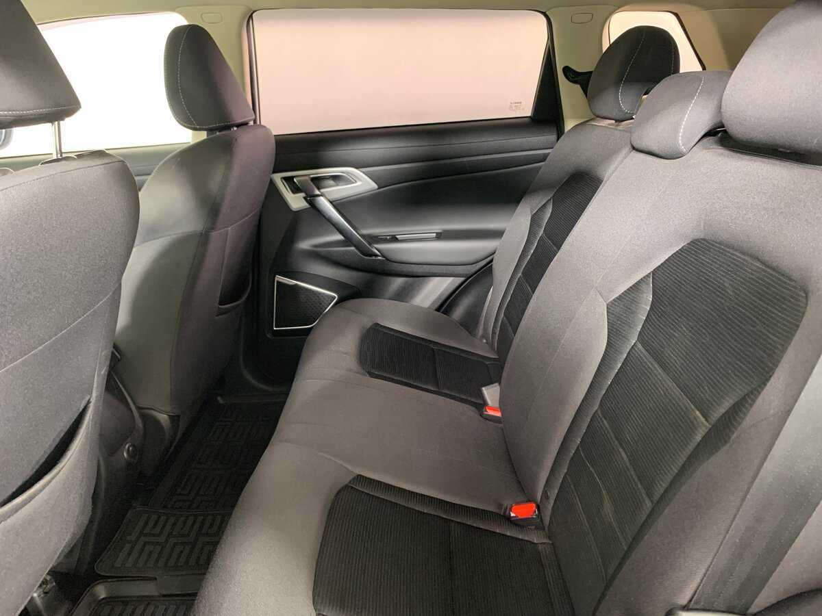 Купить Geely Atlas с пробегом. Фото: #18