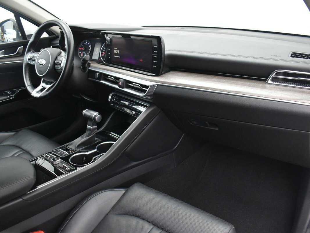 Купить Kia K5 с пробегом. Фото: #8