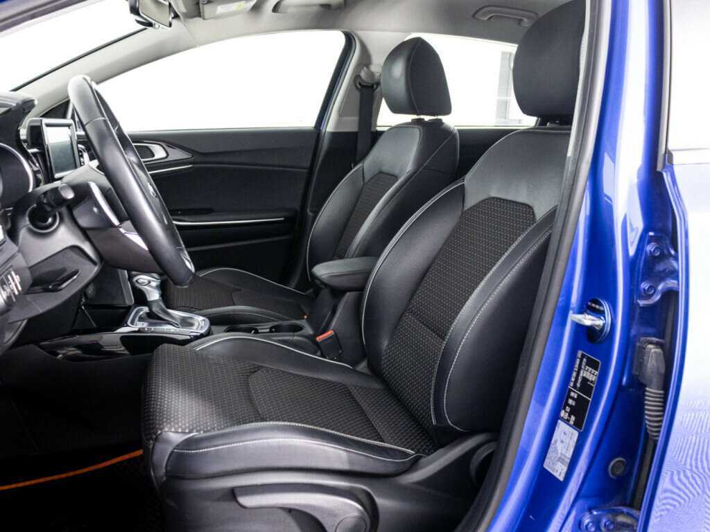 Купить Kia Ceed с пробегом. Фото: #21