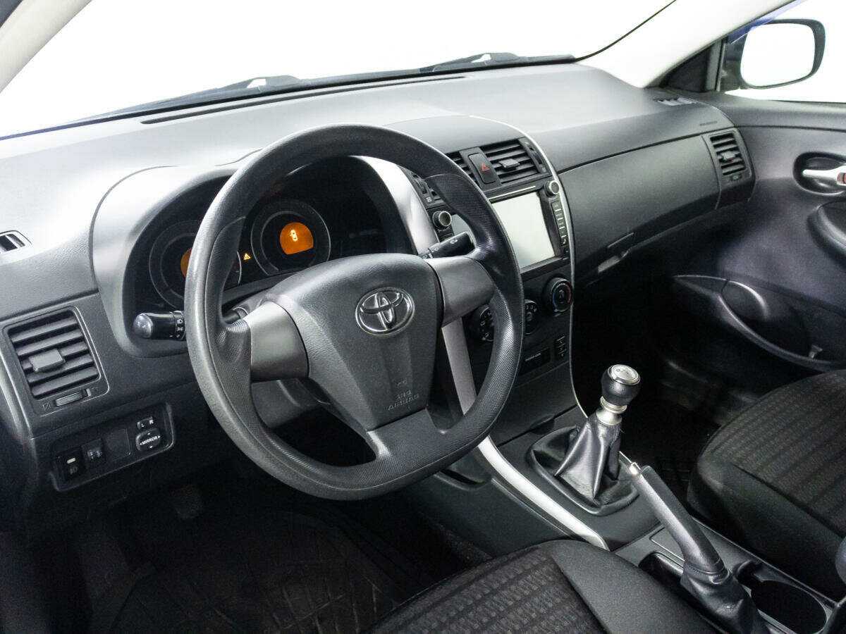Купить Toyota Corolla с пробегом. Фото: #10