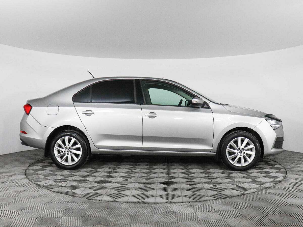 Купить Skoda Rapid с пробегом. Фото: #3
