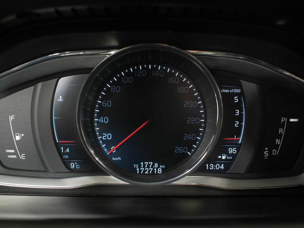 Купить Volvo XC60 с пробегом. Фото: #11