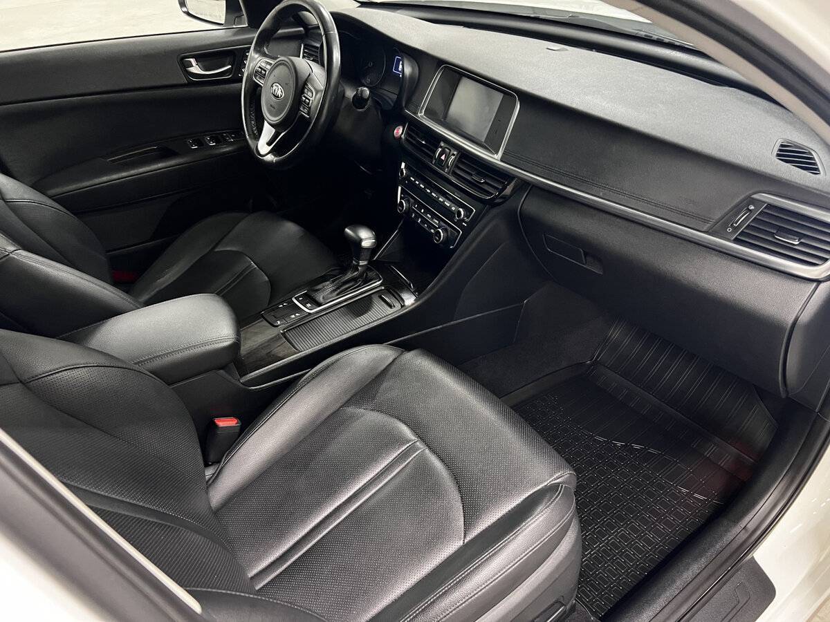 Купить Kia K5 с пробегом. Фото: #10