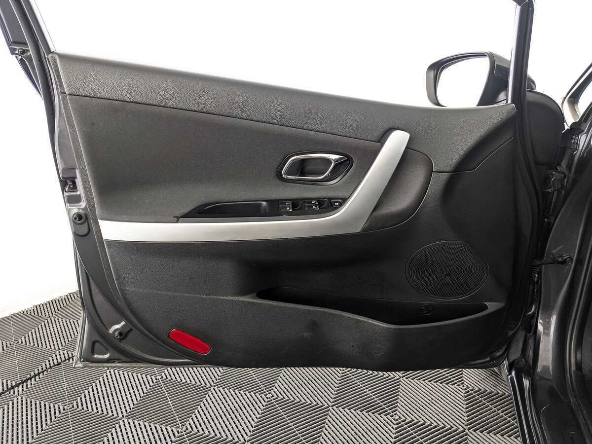 Купить Kia Ceed с пробегом. Фото: #14