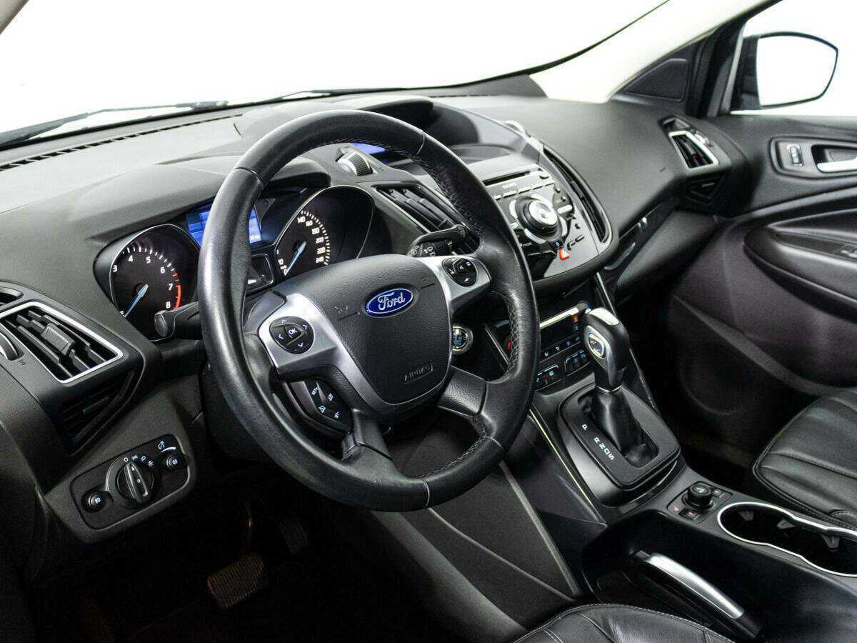 Купить Ford Kuga с пробегом. Фото: #10