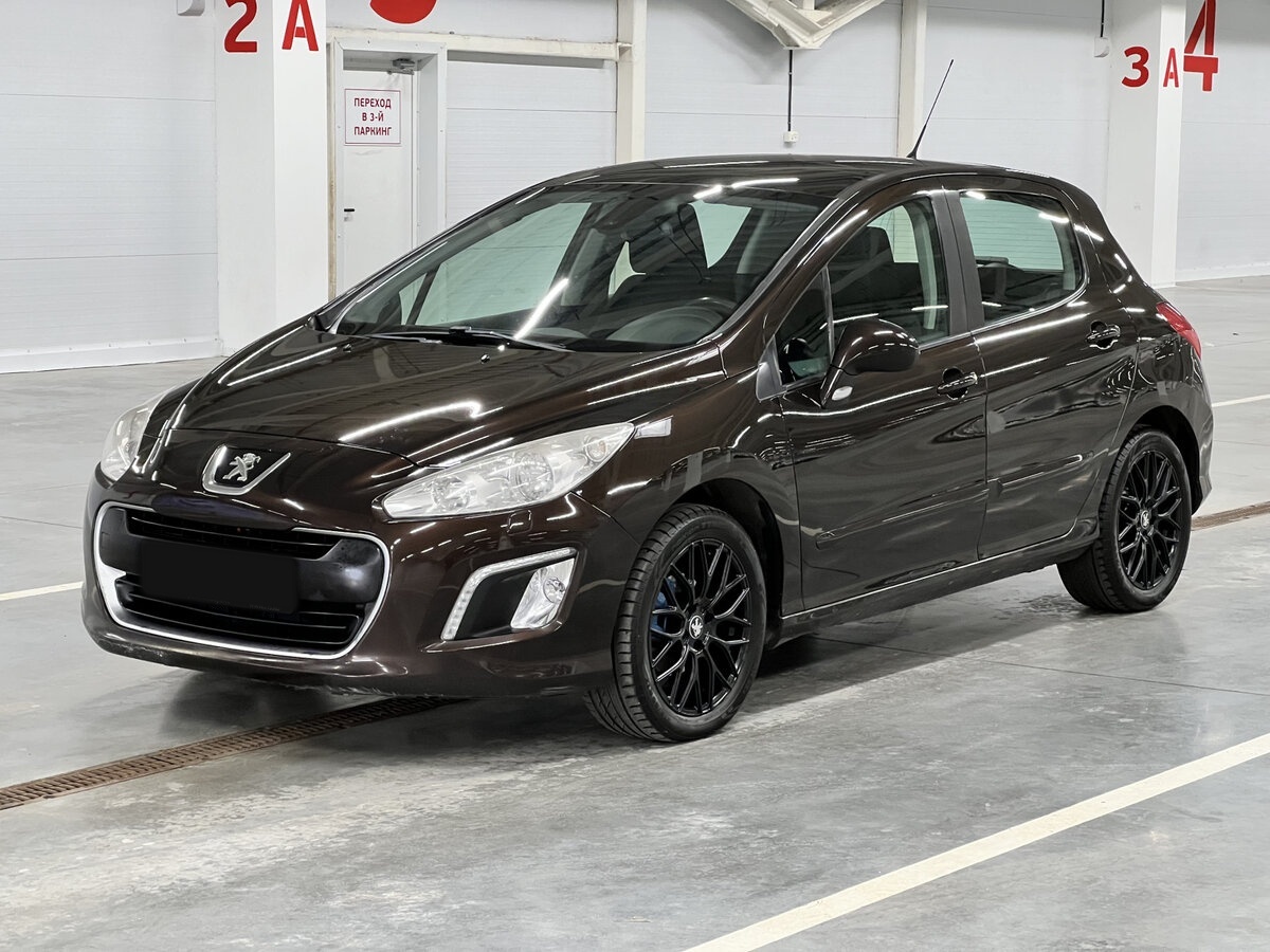 Купить Peugeot 308 с пробегом. Посмотреть фото