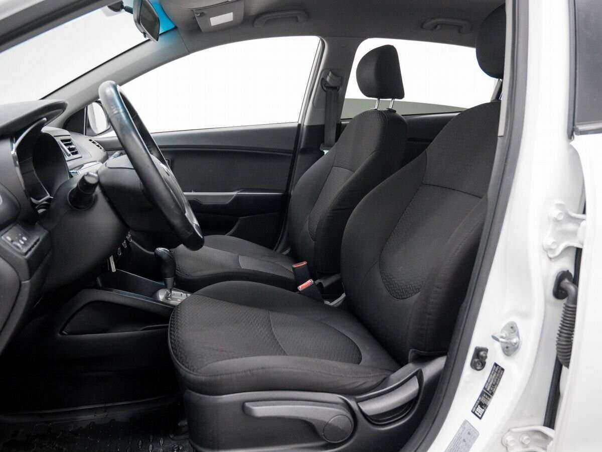 Купить Kia Rio с пробегом. Фото: #13