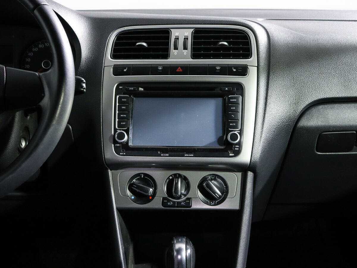 Купить Volkswagen Polo с пробегом. Фото: #12