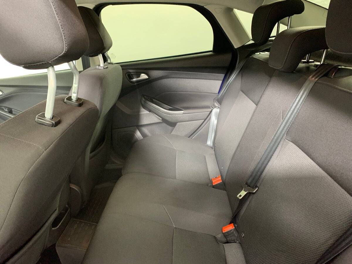 Купить Ford Focus с пробегом. Фото: #17