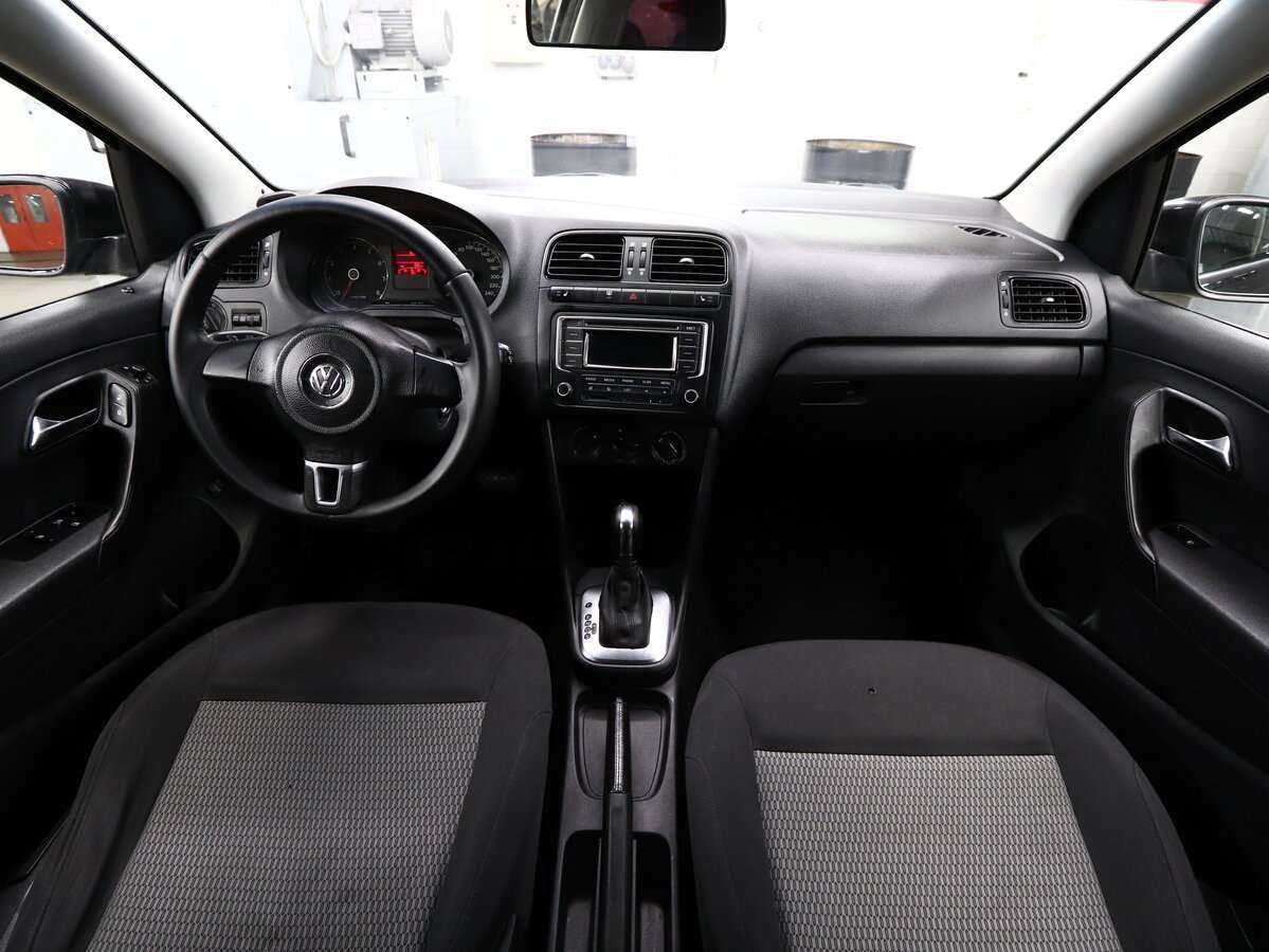 Купить Volkswagen Polo с пробегом. Фото: #8