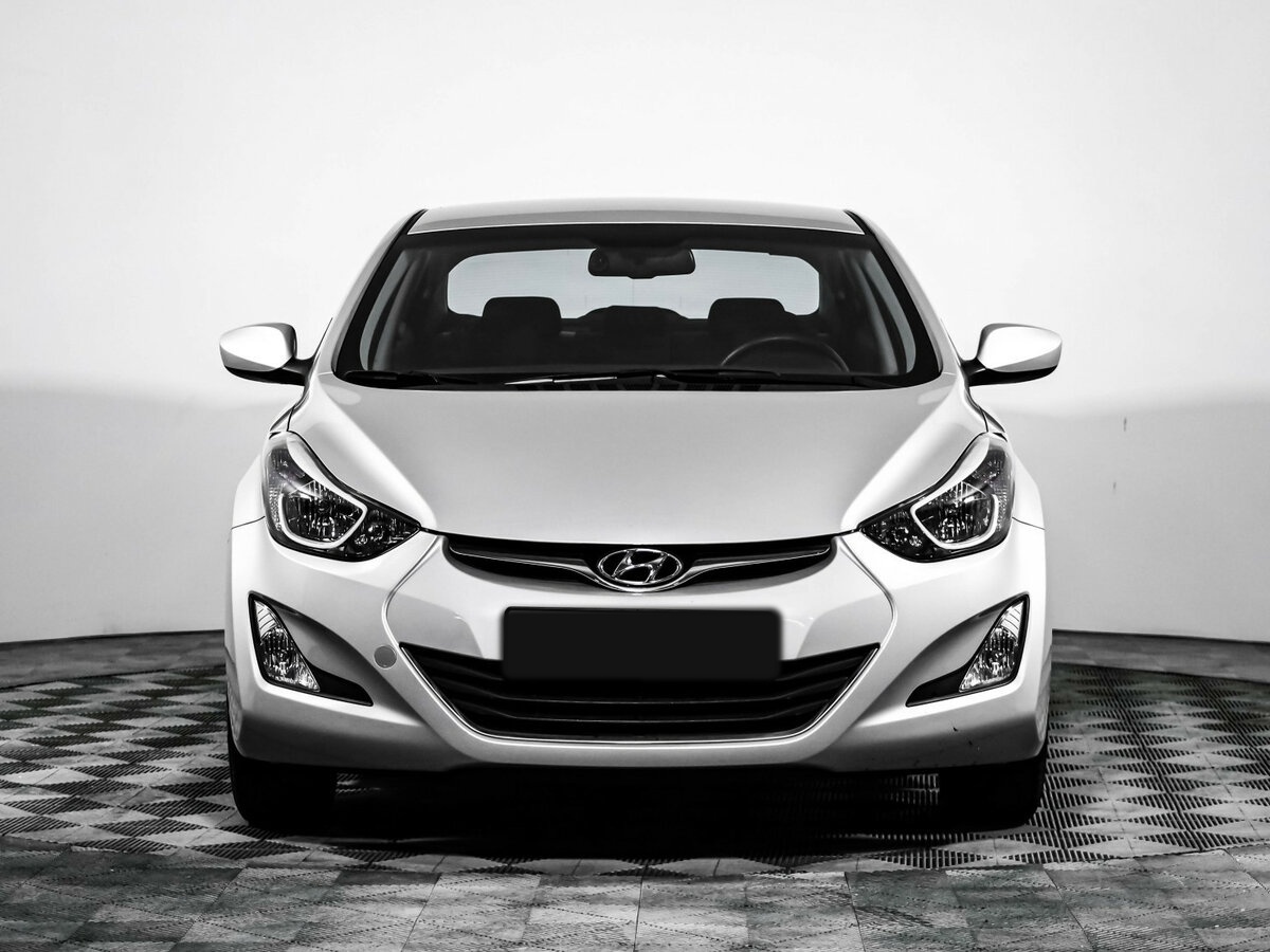 Купить Hyundai Elantra с пробегом. Фото: #1