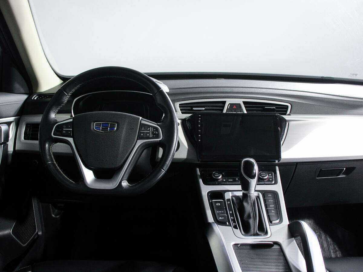 Купить Geely Atlas с пробегом. Фото: #10