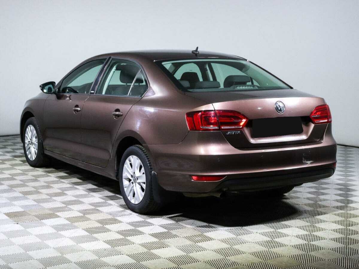 Купить Volkswagen Jetta с пробегом. Фото: #6