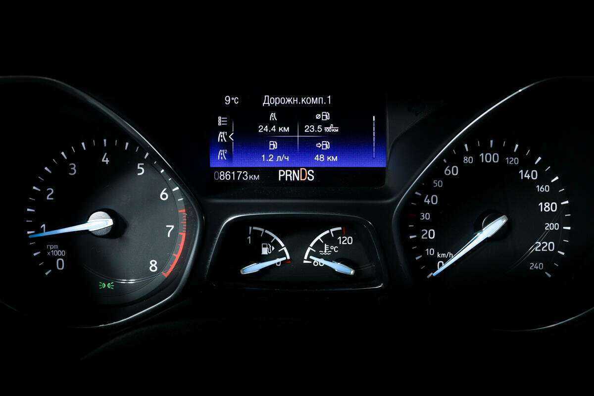 Купить Ford Focus с пробегом. Фото: #9