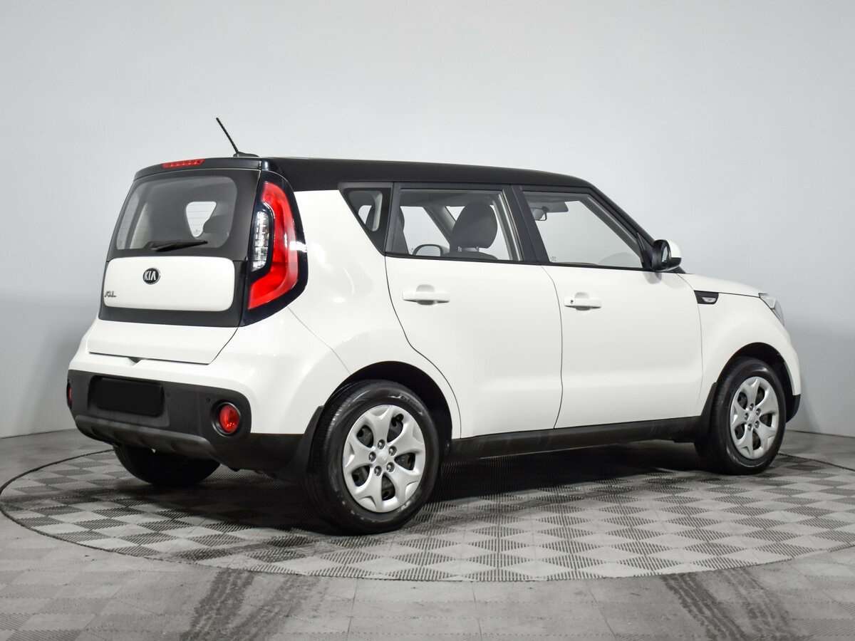 Купить Kia Soul с пробегом. Фото: #4