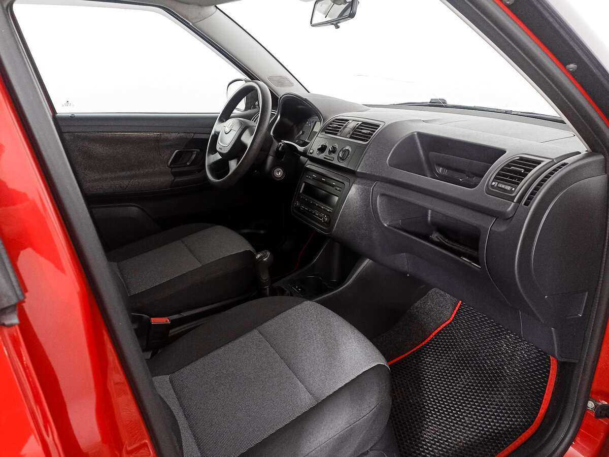 Купить Skoda Fabia с пробегом. Фото: #7