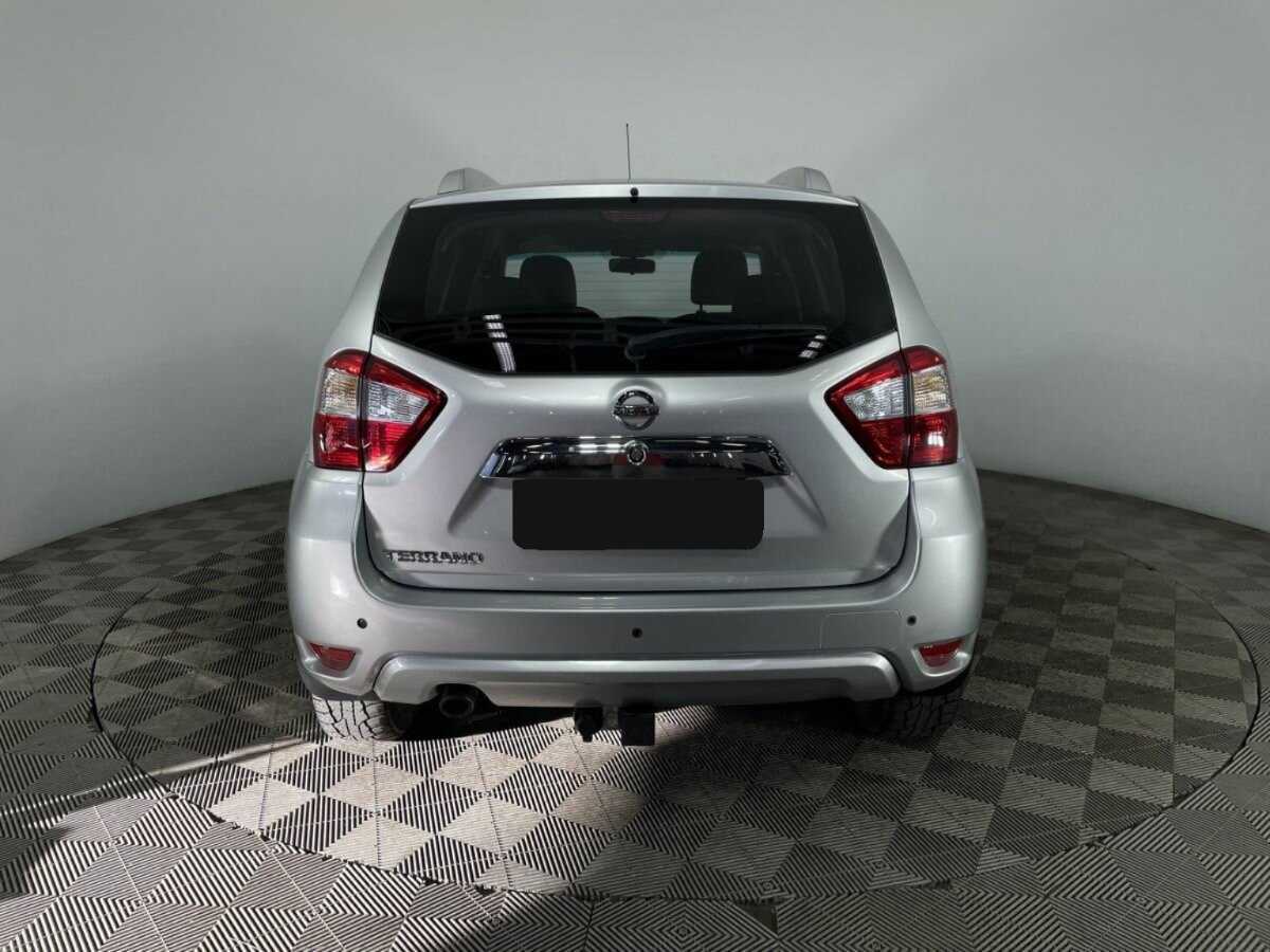 Купить Nissan Terrano с пробегом. Фото: #2
