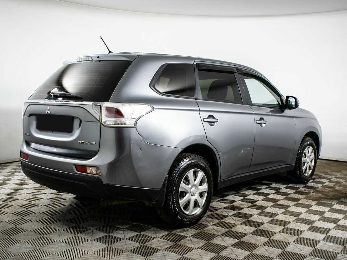 Купить Mitsubishi Outlander с пробегом. Фото: #4