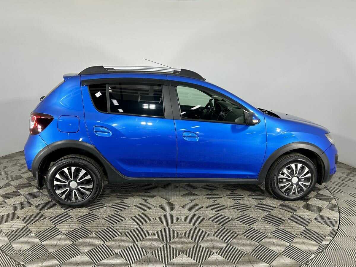 Купить Renault Sandero с пробегом. Фото: #3