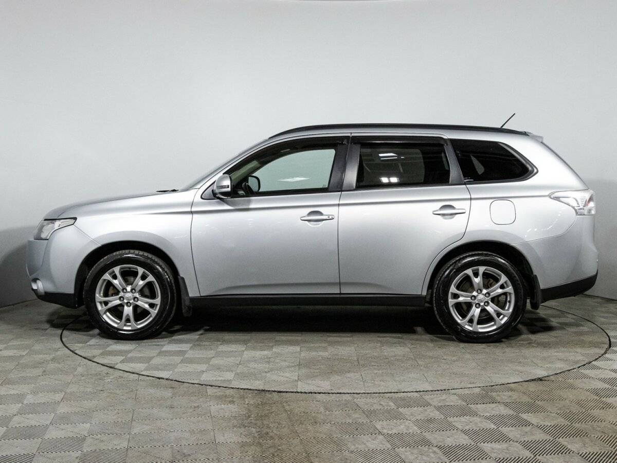 Купить Mitsubishi Outlander с пробегом. Фото: #7