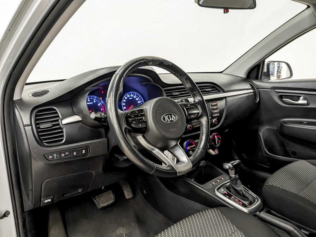 Купить Kia Rio с пробегом. Фото: #15