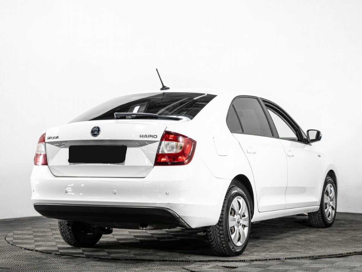 Купить Skoda Rapid с пробегом. Фото: #3
