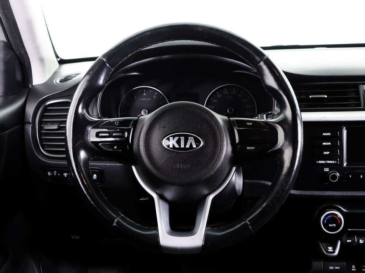 Купить Kia Rio с пробегом. Фото: #8