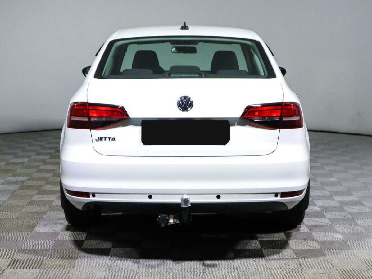 Купить Volkswagen Jetta с пробегом. Фото: #4