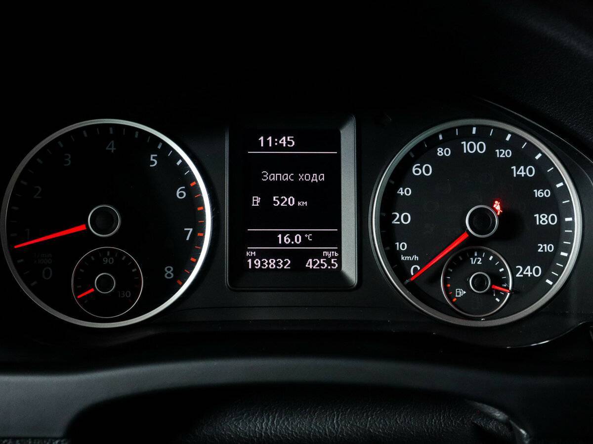 Купить Volkswagen Tiguan с пробегом. Фото: #7