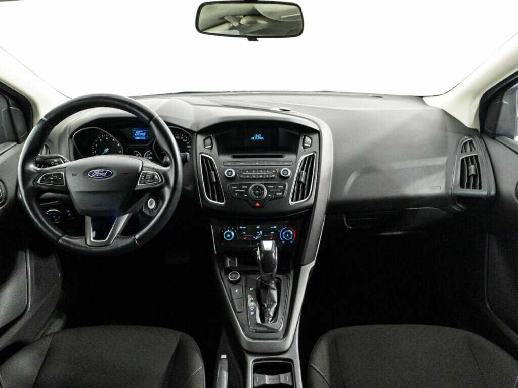 Купить Ford Focus с пробегом. Фото: #10