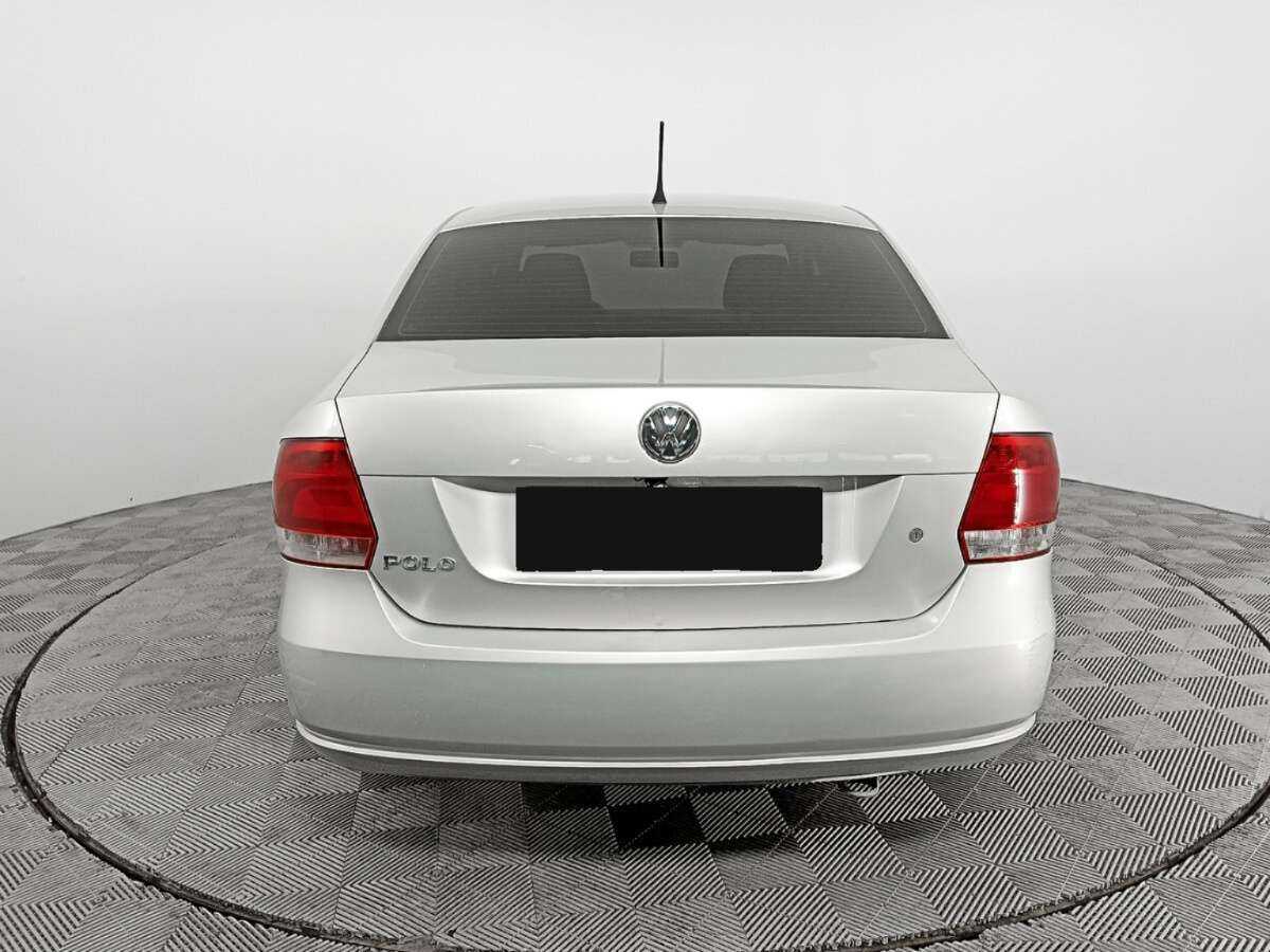 Купить Volkswagen Polo с пробегом. Фото: #5