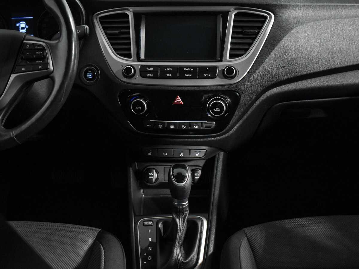 Купить Hyundai Solaris с пробегом. Фото: #14