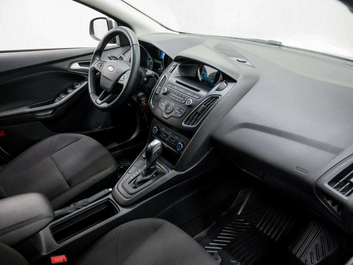 Купить Ford Focus с пробегом. Фото: #7