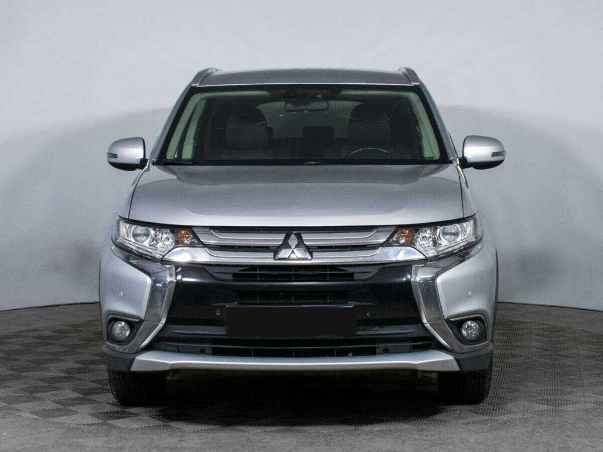 Купить Mitsubishi Outlander с пробегом. Фото: #1