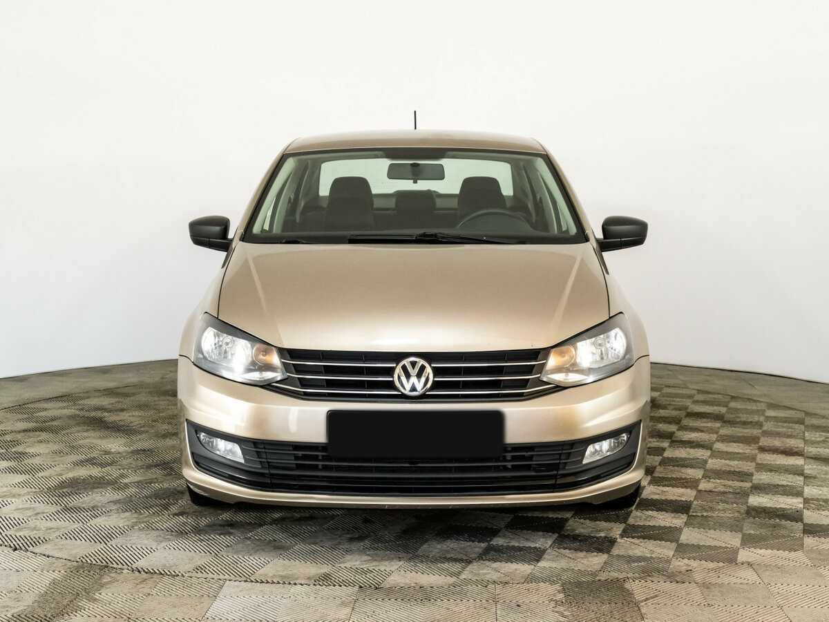 Купить Volkswagen Polo с пробегом. Фото: #1