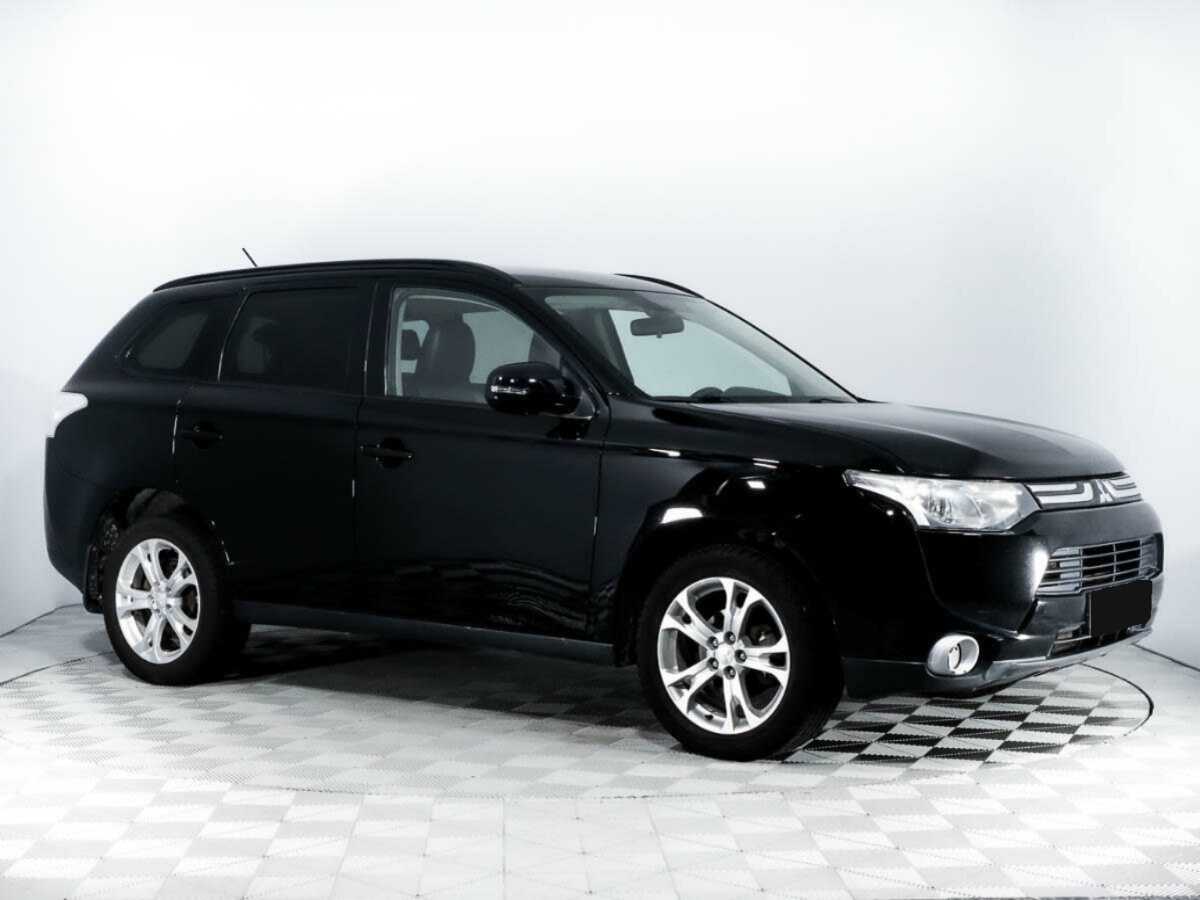 Купить Mitsubishi Outlander с пробегом. Фото: #2
