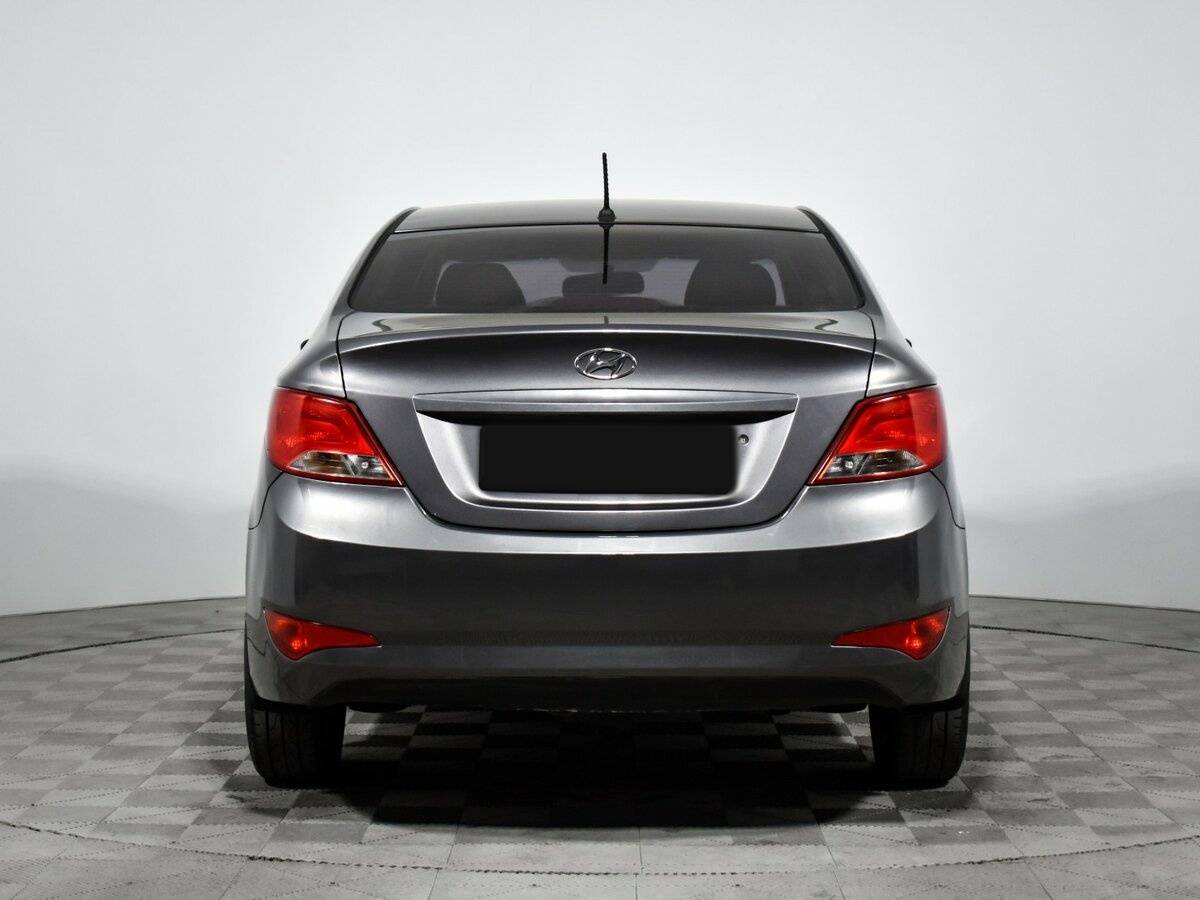 Купить Hyundai Solaris с пробегом. Фото: #5