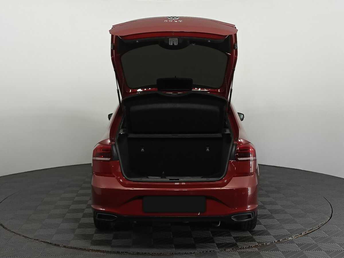 Купить Volkswagen Polo с пробегом. Фото: #9