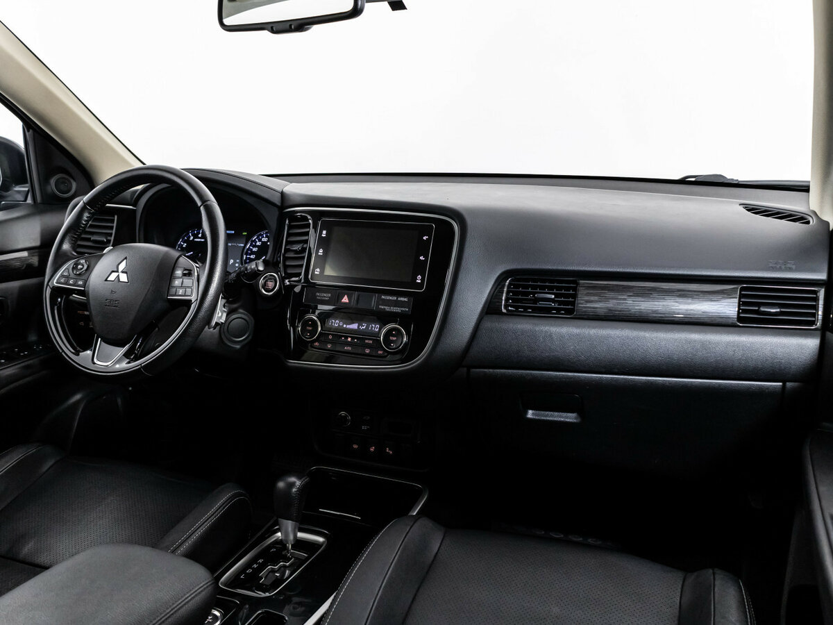Купить Mitsubishi Outlander с пробегом. Фото: #6