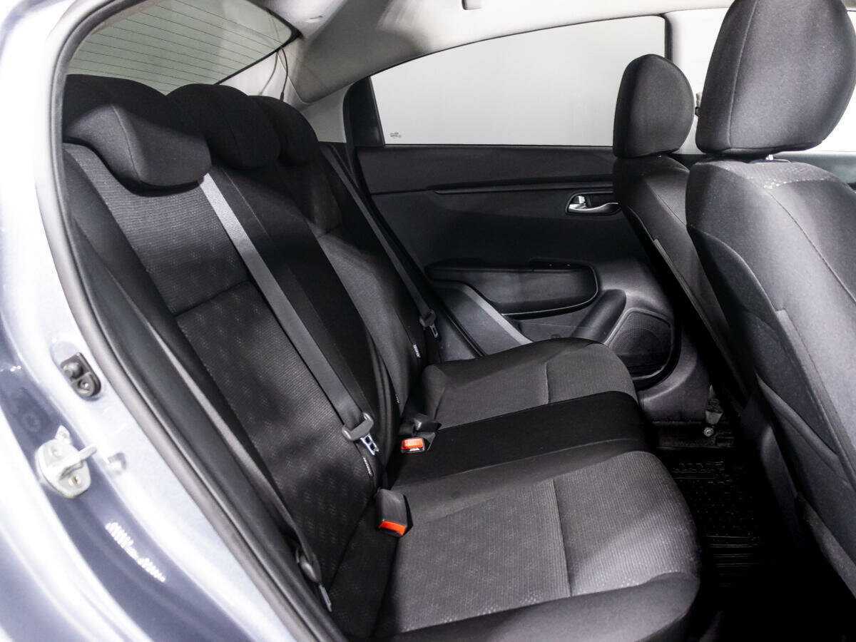 Купить Kia Rio с пробегом. Фото: #24