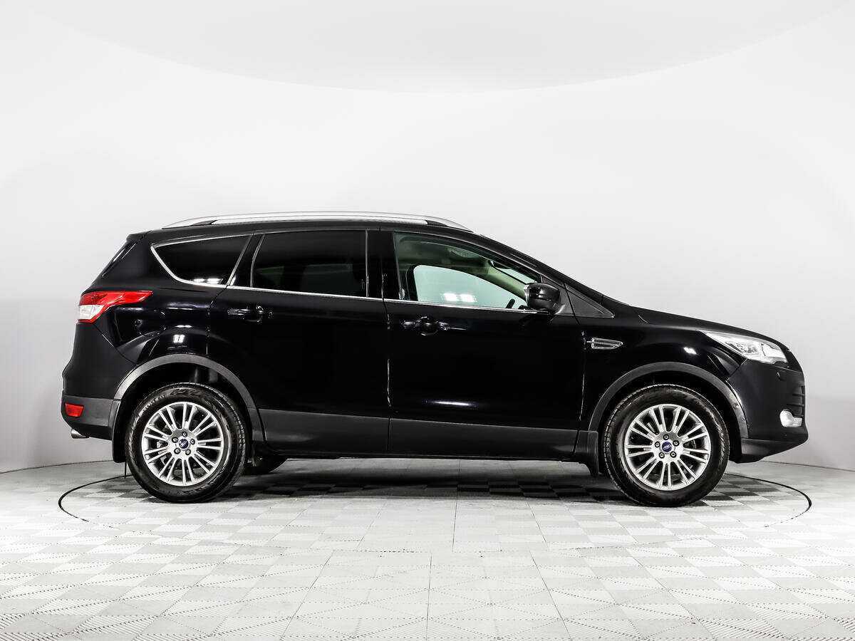 Купить Ford Kuga с пробегом. Фото: #3